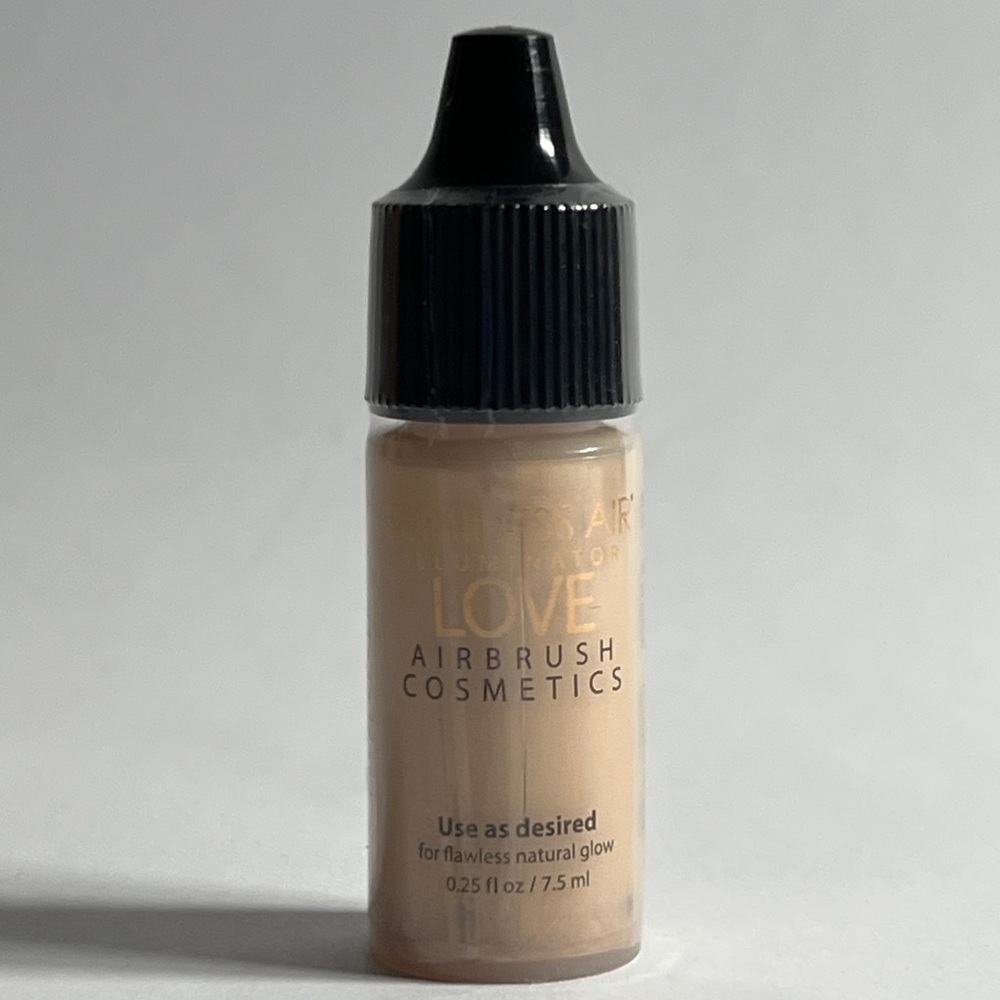 Luminess LOVE Illuminator for airbrushing air brush NEW